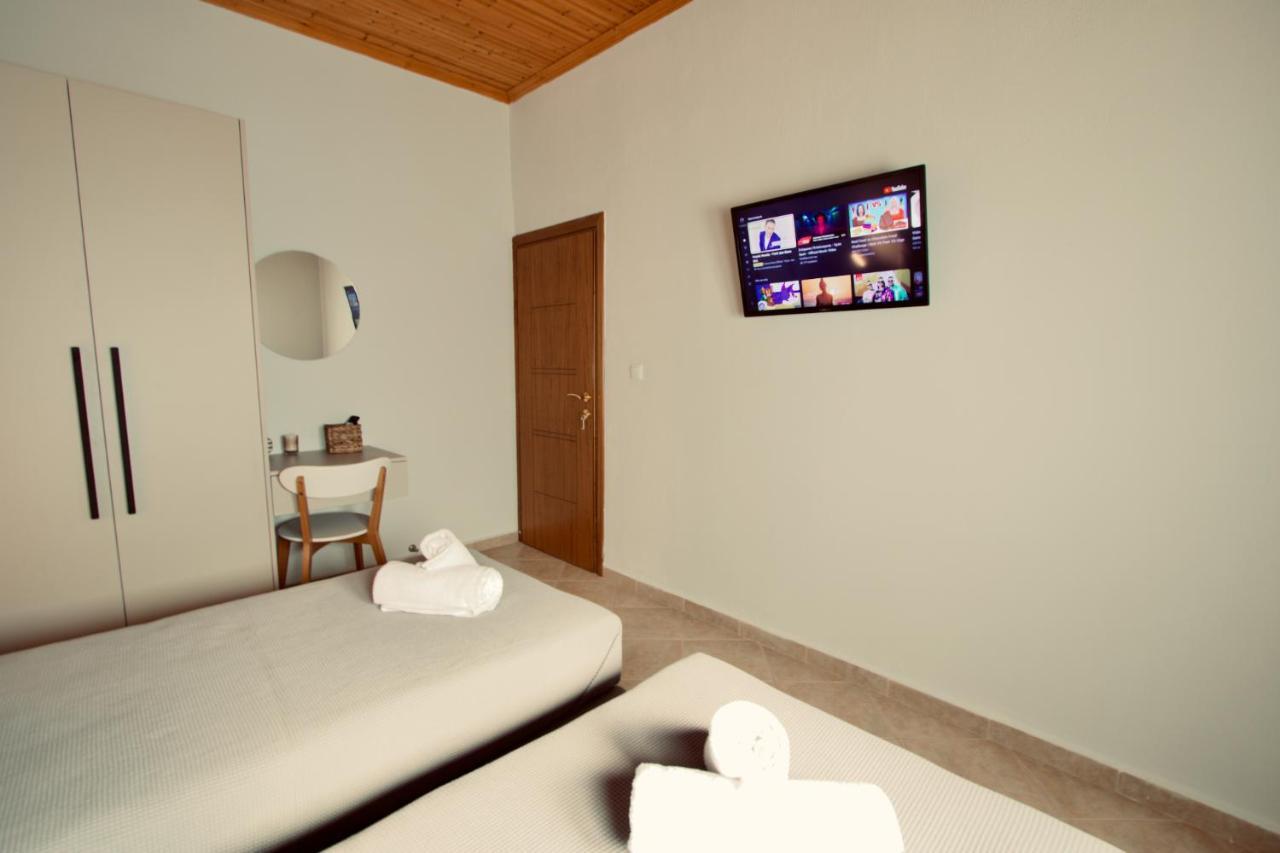 Enalio Beach House Nea Kallikrateia Exterior foto