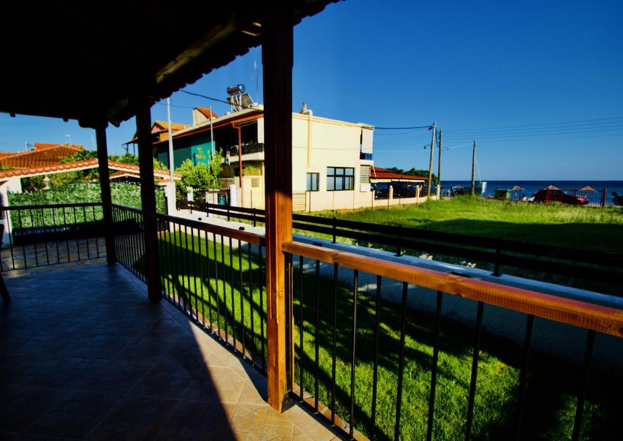 Enalio Beach House Nea Kallikrateia Exterior foto